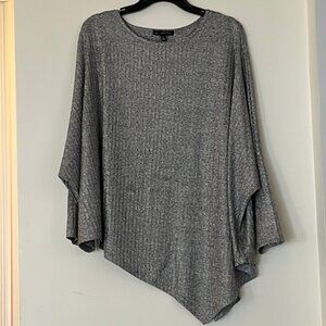 ✨🩶 Vintage Juliette Women’s Gray Asymmetrical Hem Poncho Top | Size L 🩶